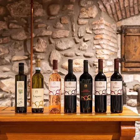 Palazzo Trevignane La Grande Cucina * سان فيليتْشي ديل بيناكو